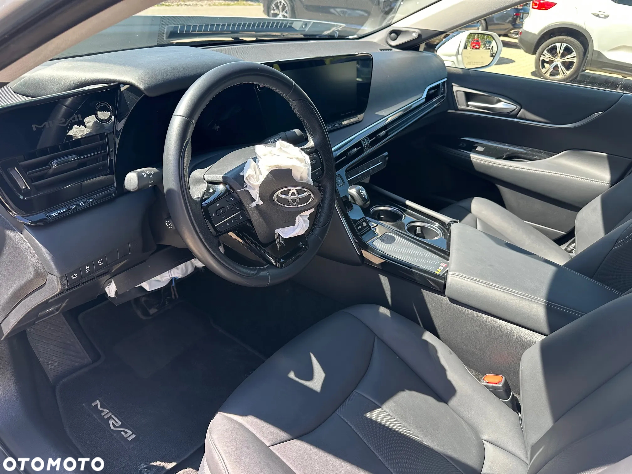 Toyota Mirai Prestige - 12