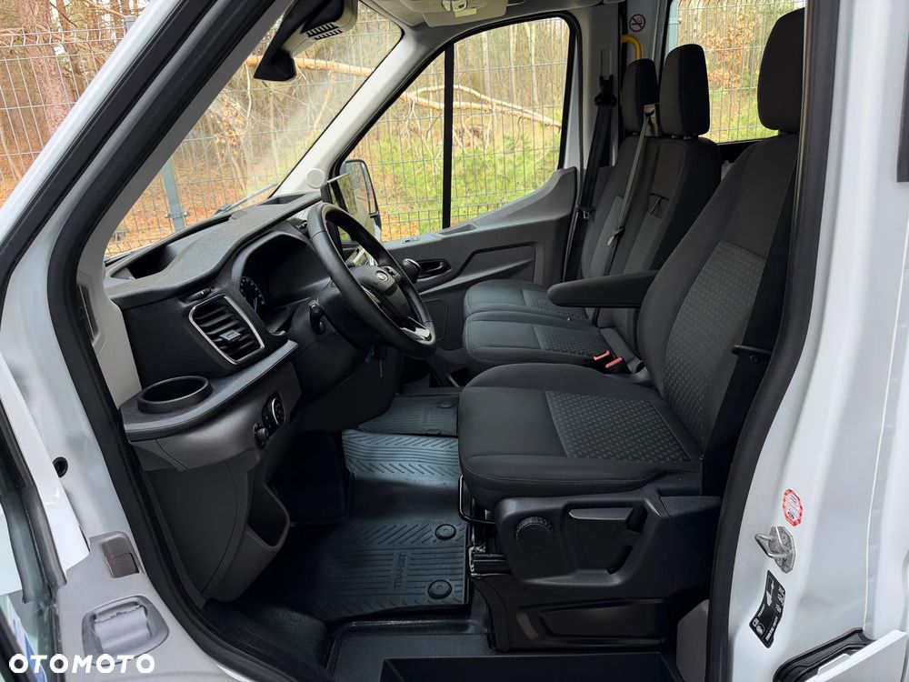 Ford Transit 4x4 AWD Brygadowy 6 osób / Salon PL / Bogate wyposażenie / HAK / Fabryczna zabudowa / Warsztat / Stan jak nowy! - 32