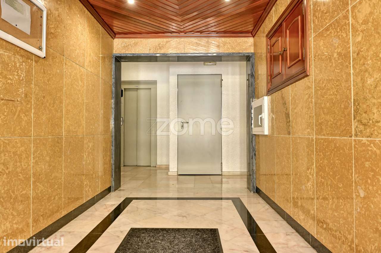 Apartamento T2 Mobilado para Arrendamento | Serra das Minas - Grande imagem: 2/24