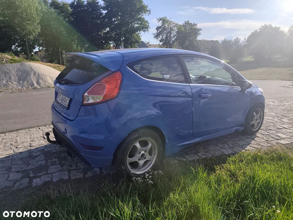 Ford Fiesta 1.6 TDCi Individual - 4