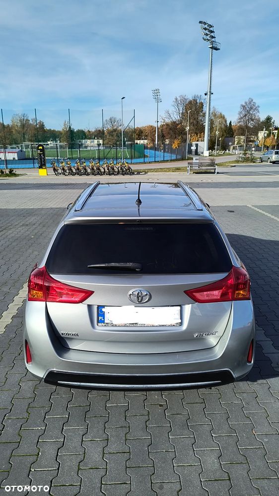 Toyota Auris 1.4 D-4D Premium Comfort - 6