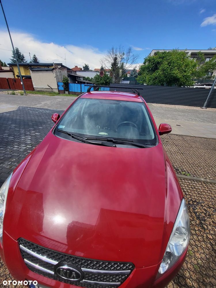 Kia Ceed 1.4 Comfort + - 8