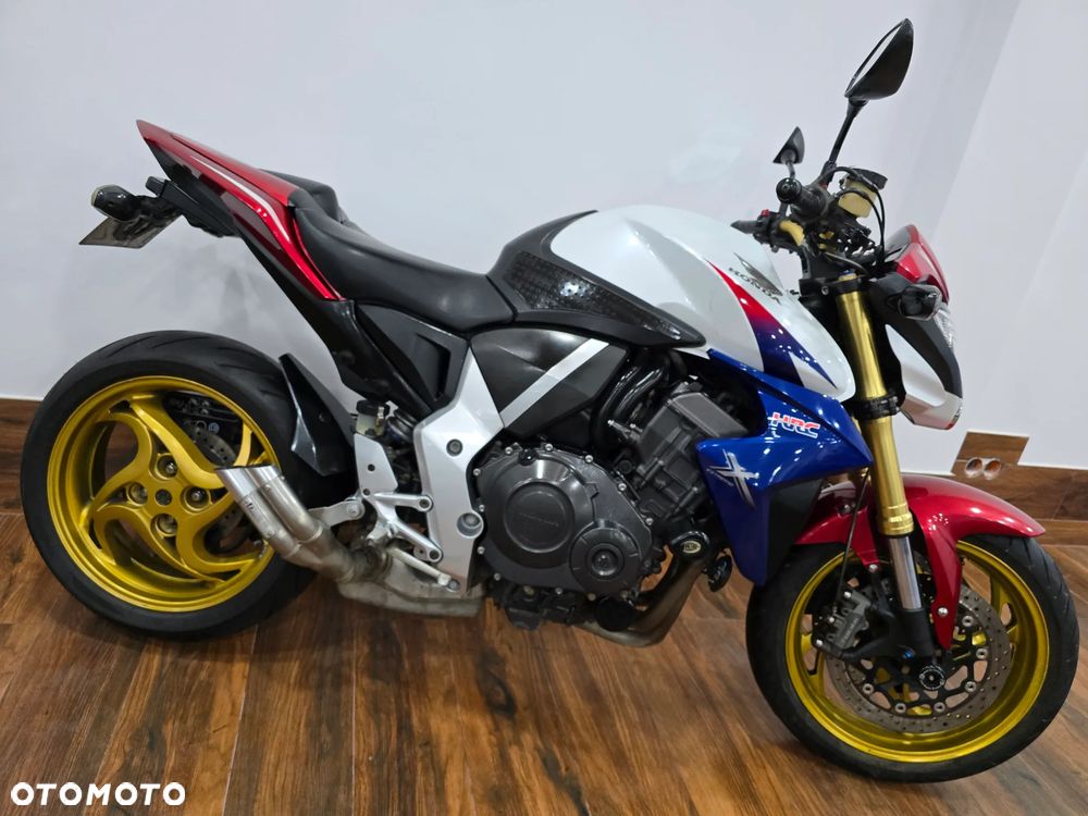 Honda CB - 1