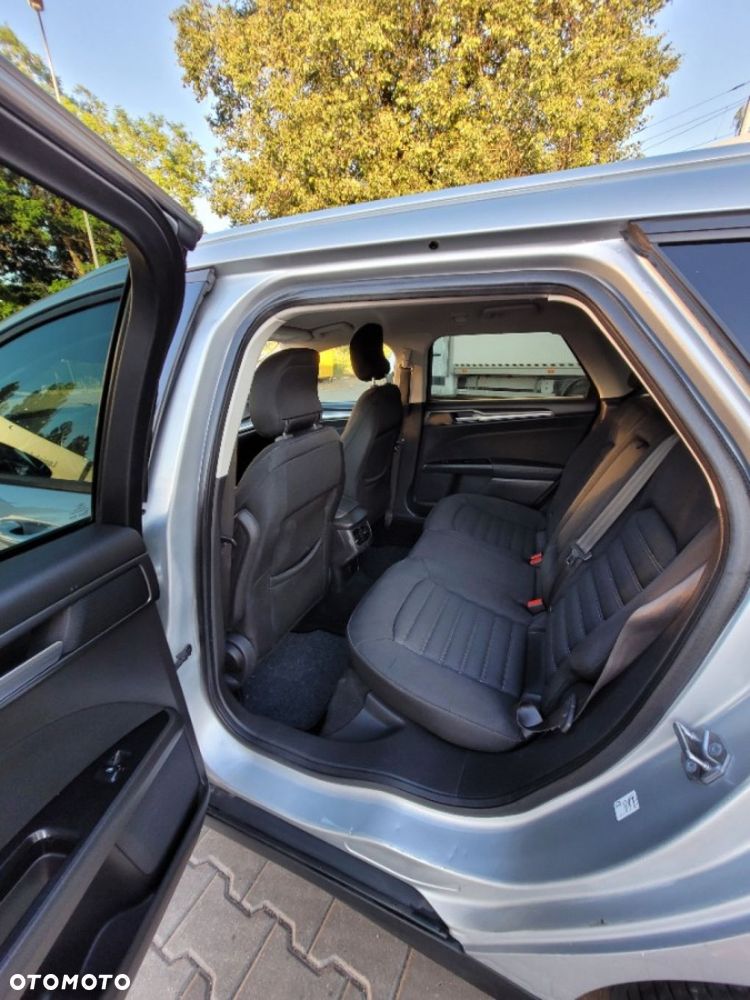 Ford Mondeo 2.0 TDCi Ambiente - 14