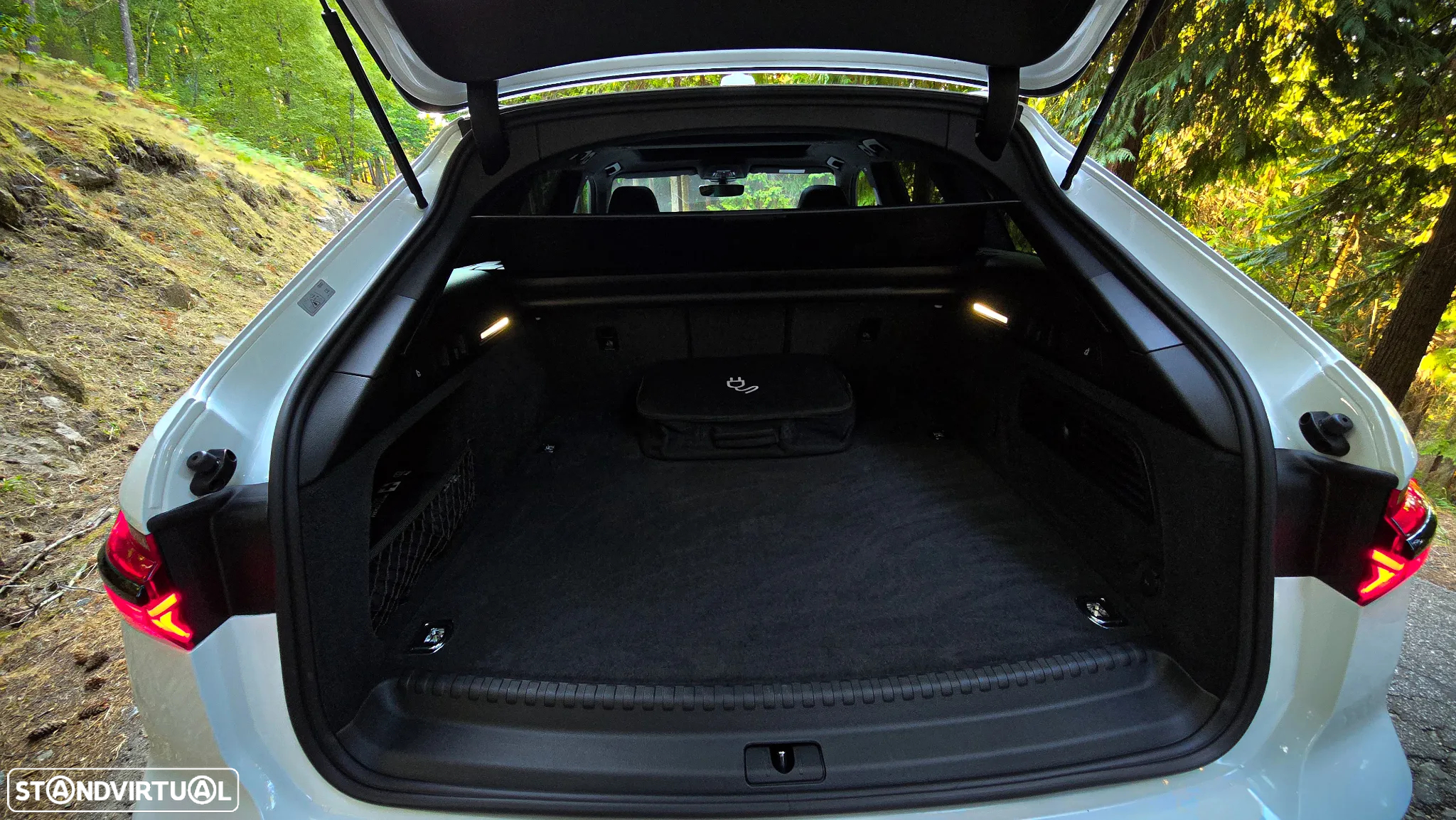 Audi A6 Avant 55 TFSIe quattro S line S tronic - 24