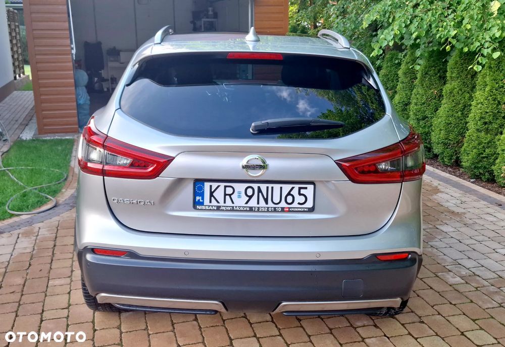 Nissan Qashqai 1.3 DIG-T N-Connecta - 4