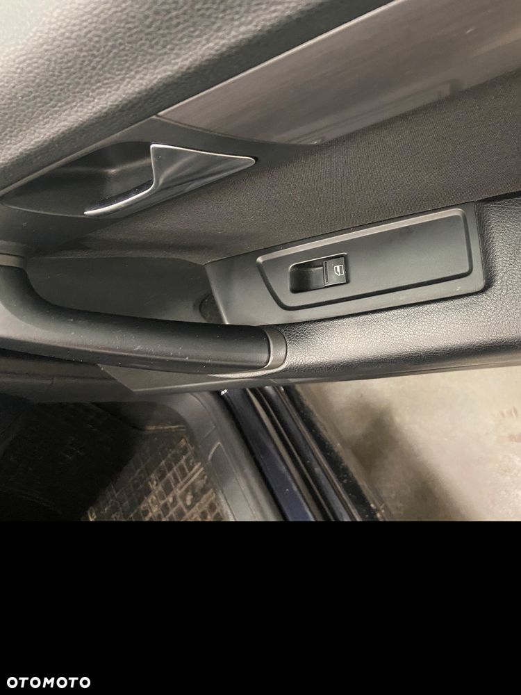 Volkswagen Passat Variant 2.0 TDI DPF Comfortline - 10