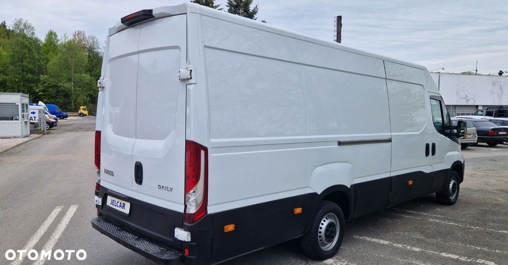 Iveco Daily 35S15 - 23