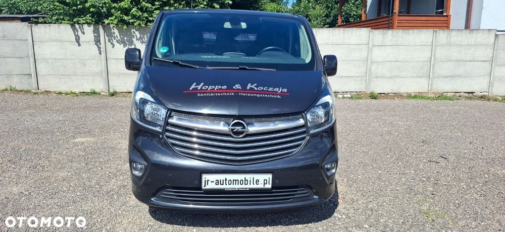 Opel Vivaro - 1