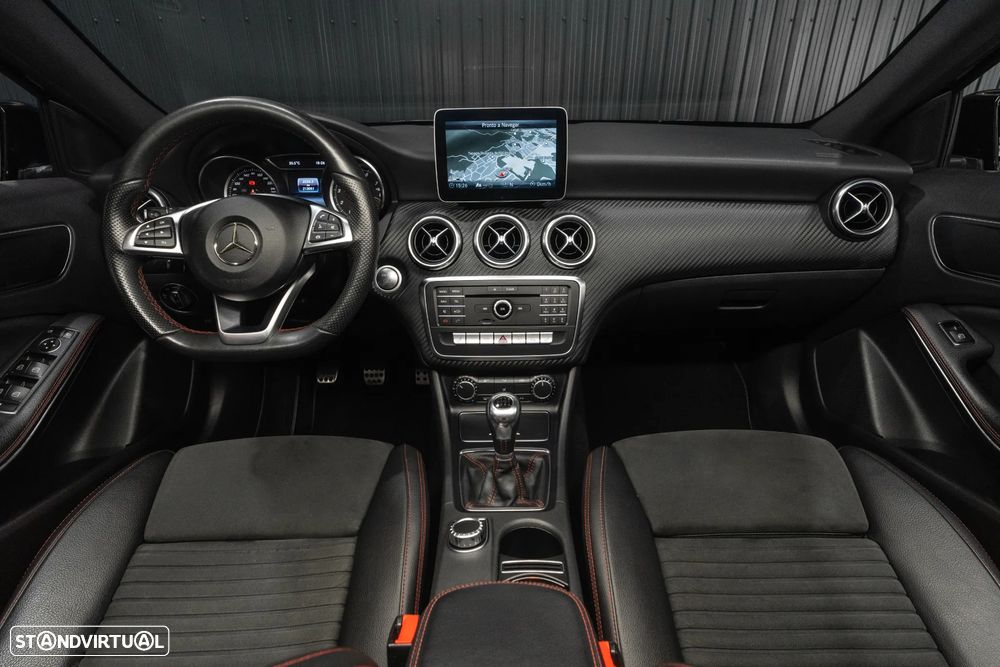 Mercedes-Benz A 180 AMG Line - 6