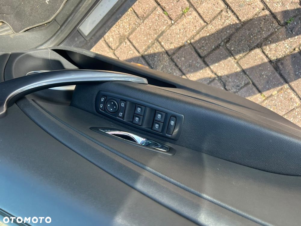 Renault Megane 1.5 dCi Bose Edition - 6