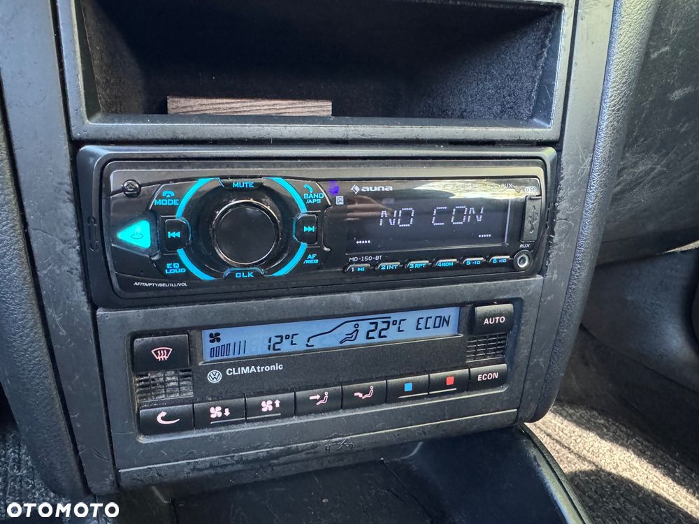 Volkswagen Golf - 18