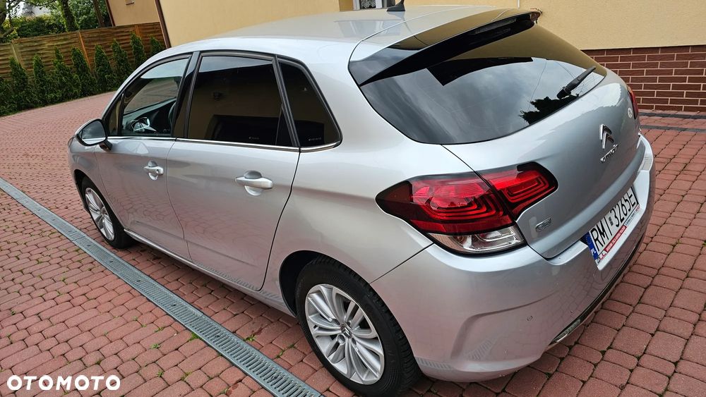 Citroën C4 e-HDi 115 ETG6 Exclusive - 20