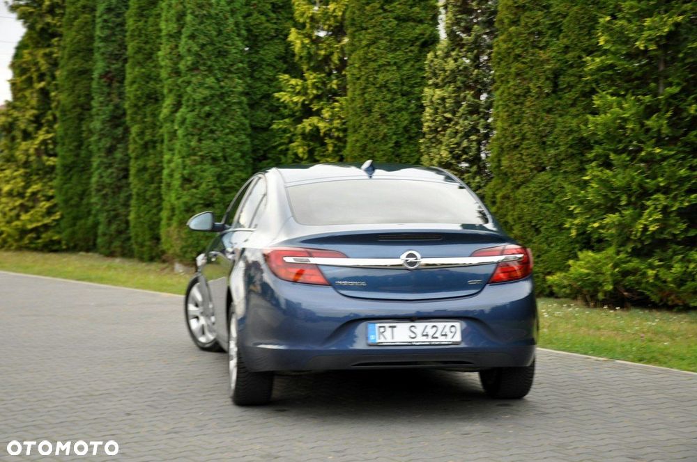 Opel Insignia - 15
