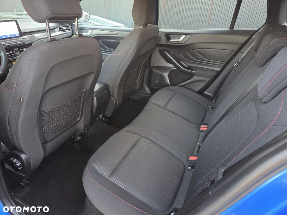 Ford Focus 1.5 EcoBlue Start-Stopp-System ST-LINE - 8