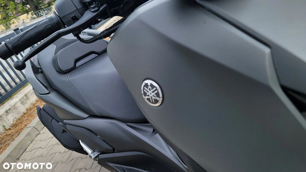 Yamaha X-max - 13