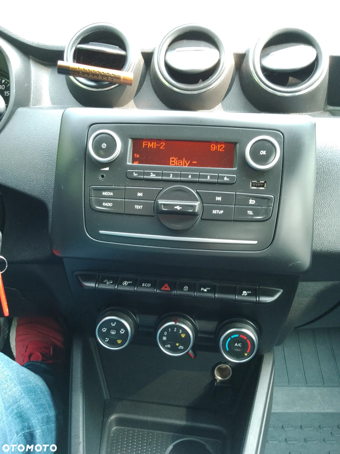 Dacia Duster 1.6 SCe Ambiance 4x4 S&S - 14