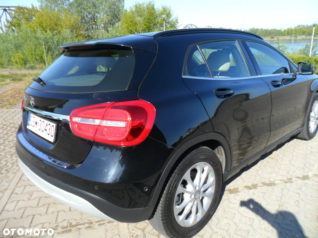 Mercedes-Benz GLA - 5