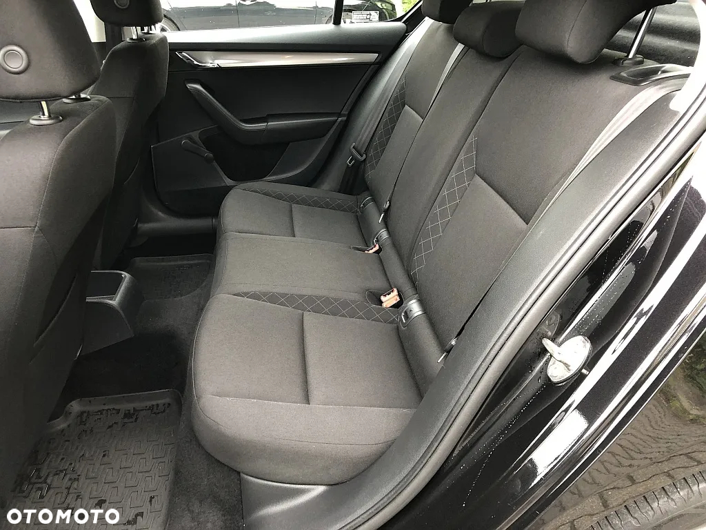 Skoda Octavia - 13