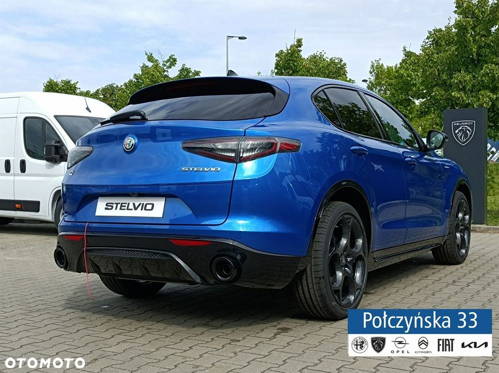 Alfa Romeo Stelvio - 5