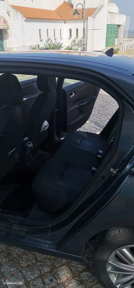 Citroën C-Elysée 1.6 HDi Exclusive - 12