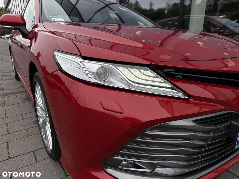 Toyota Camry - 27