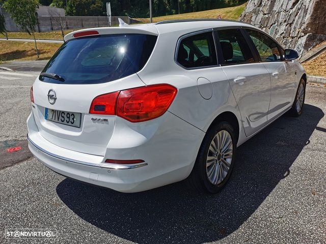 Opel Astra Sports Tourer 1.7 CDTI DPF ecoFLEX S&S Sport - 4