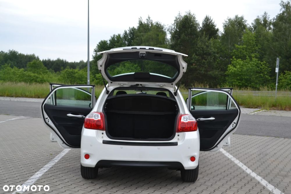 Toyota Auris 1.4 D-4D - 22