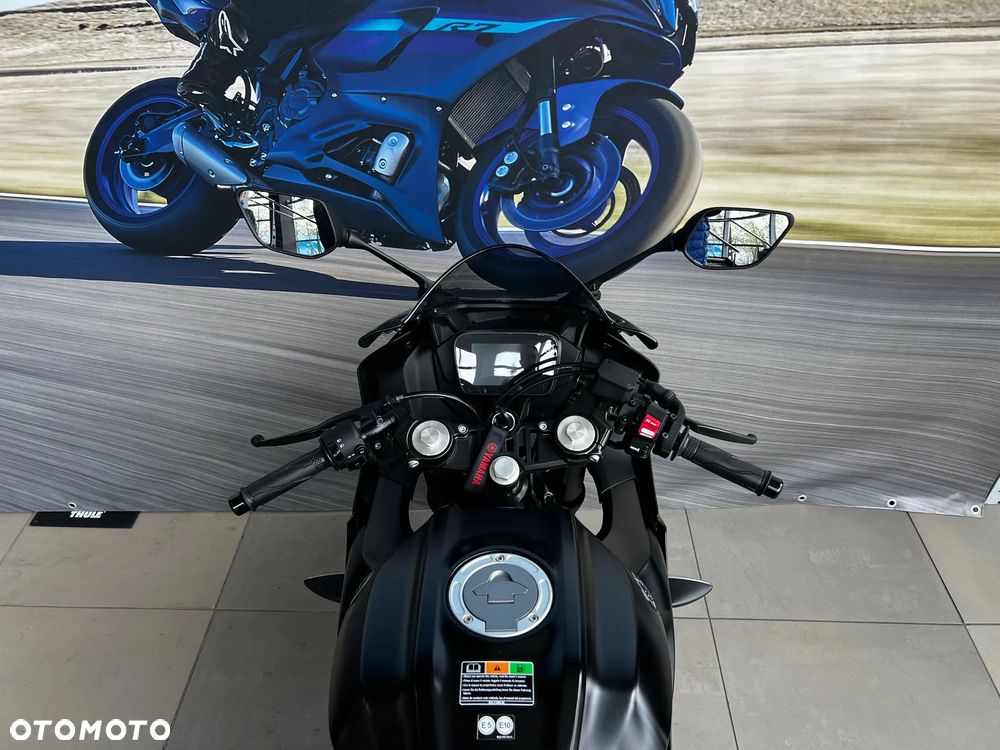 Yamaha R125 - 10