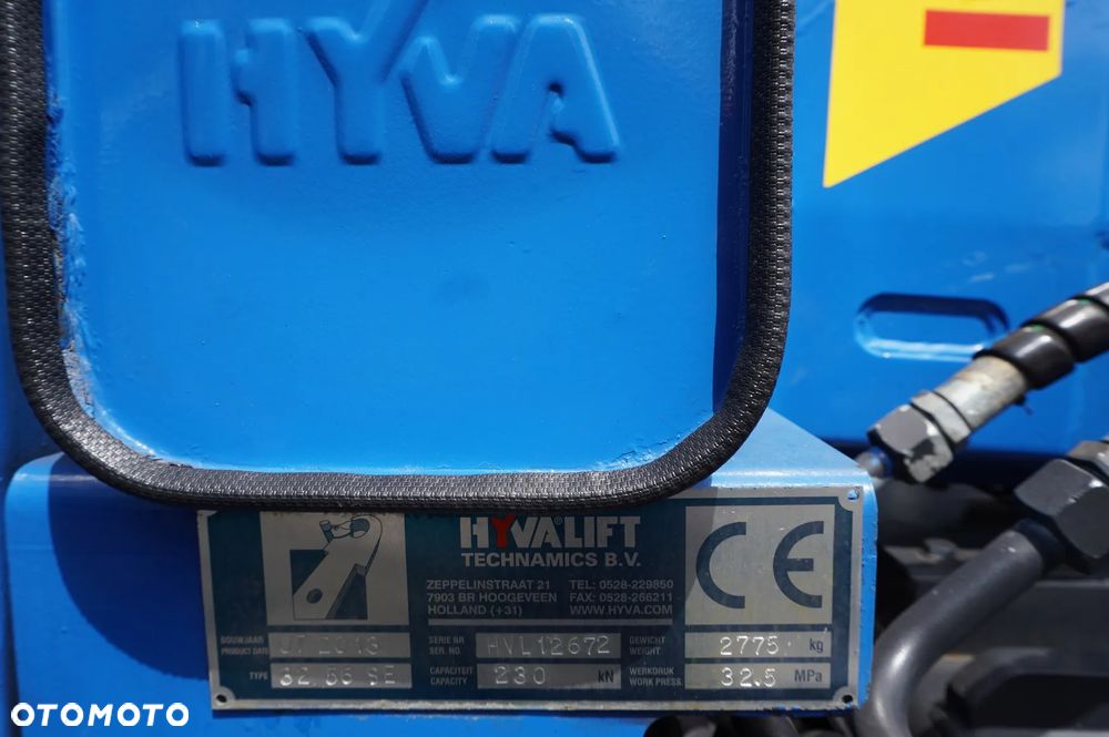 MAN TGS 35.400 8×4 E5 / Hakowiec HYVA LIFT 32.56 SE / Beczka Asenizacyjna 13000 l - 17