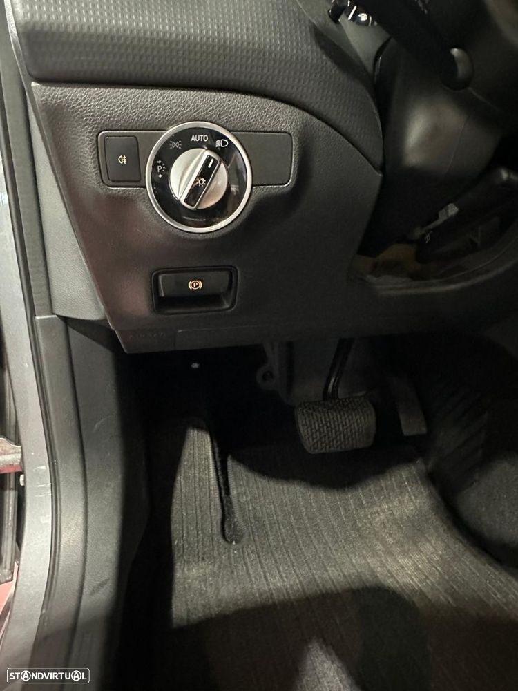 Mercedes-Benz A 180 - 36