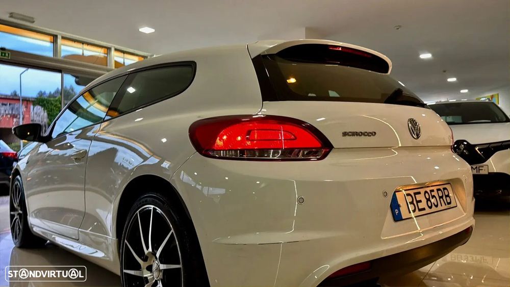 VW Scirocco 2.0 TDI R-Line - 13