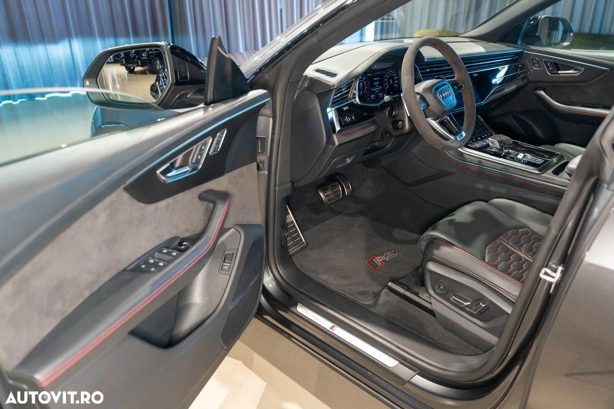 Audi RS Q8 - 11