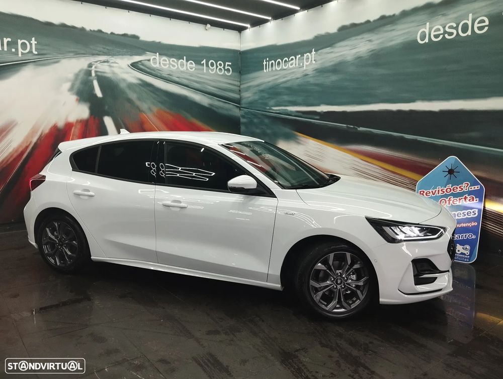 Ford Focus 1.0 EcoBoost MHEV ST-Line - 3