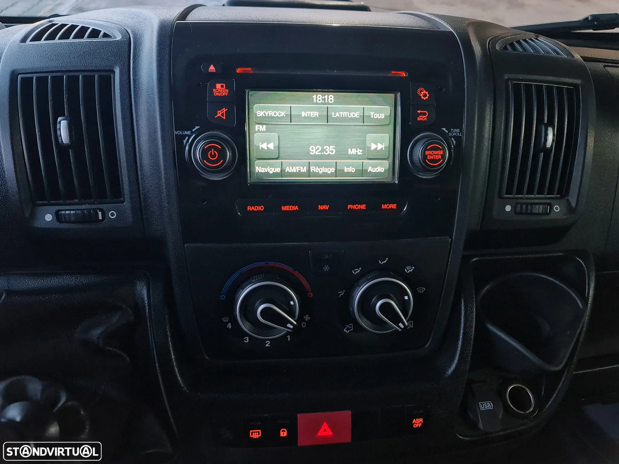 Citroën Jumper 2.0 HDI 130CV L2H2  *GPS /AC/ c/iva incluído dedutível - 27