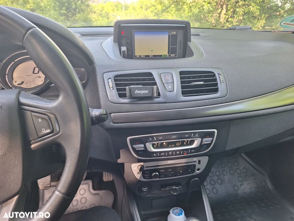 Renault Megane ENERGY dCi 110 Start & Stop LIMITED - 12