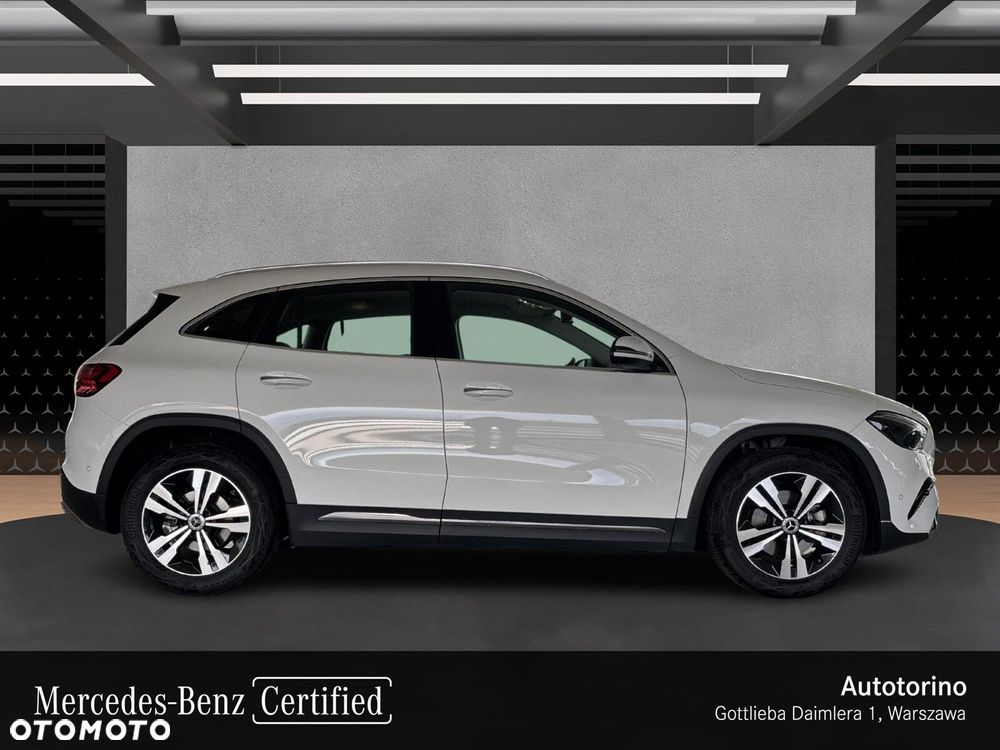 Mercedes-Benz GLA - 6