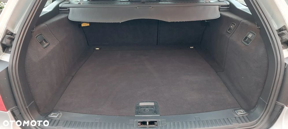 BMW Seria 5 - 30
