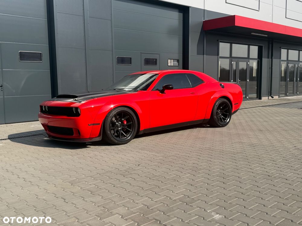Dodge Challenger - 6