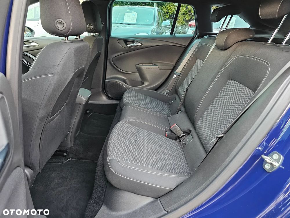 Opel Astra 1.4 Turbo Start/Stop Dynamic - 9