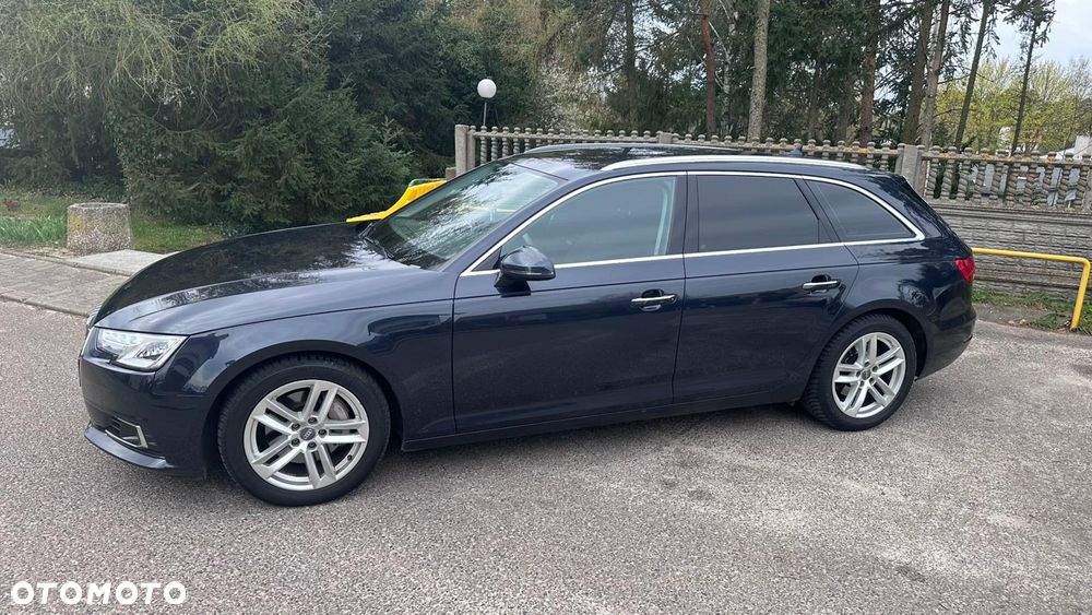 Audi A4 Avant 2.0 TDI S tronic - 4