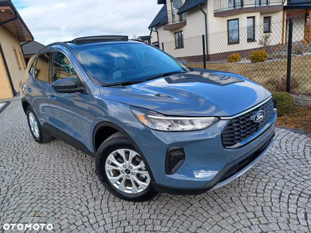 Ford Kuga - 2