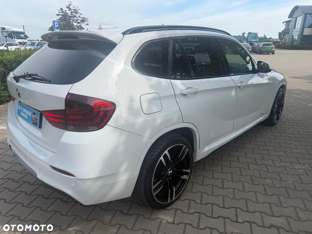 BMW X1 sDrive18d Sport Line - 27