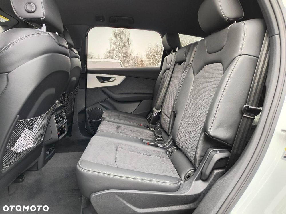 Audi Q7 - 9