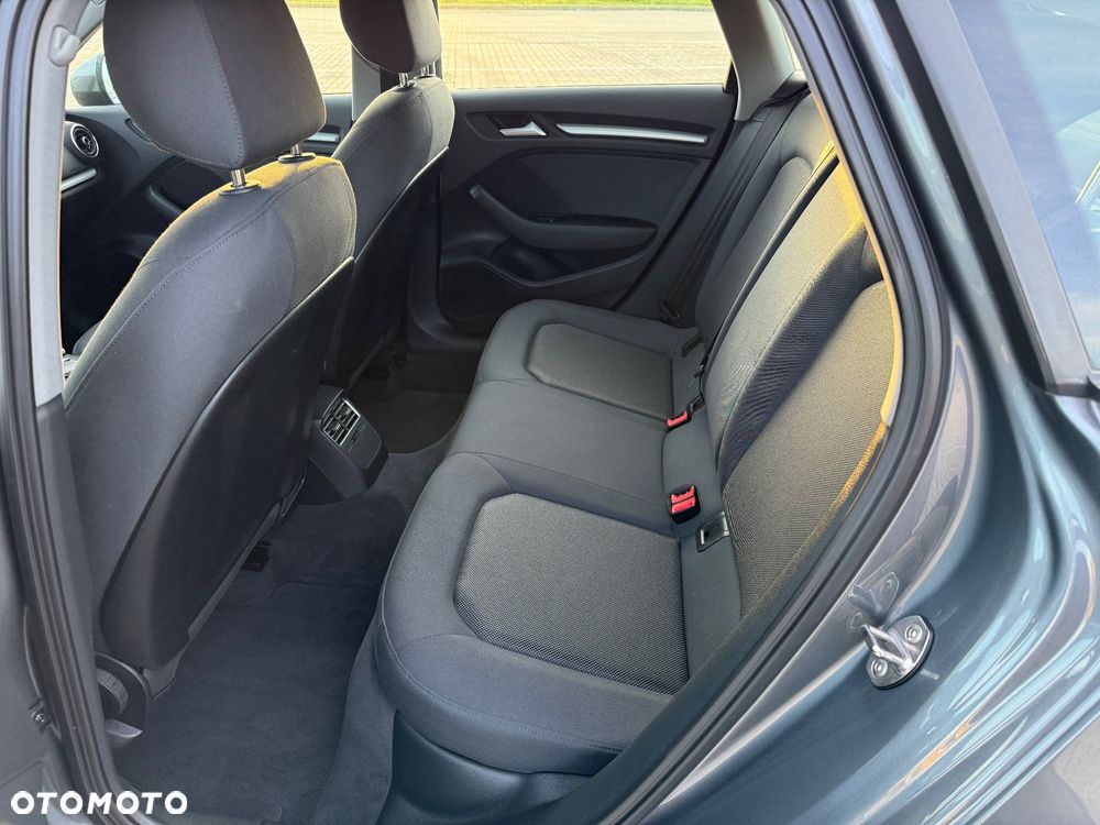 Audi A3 Sportback 30 TFSI - 21