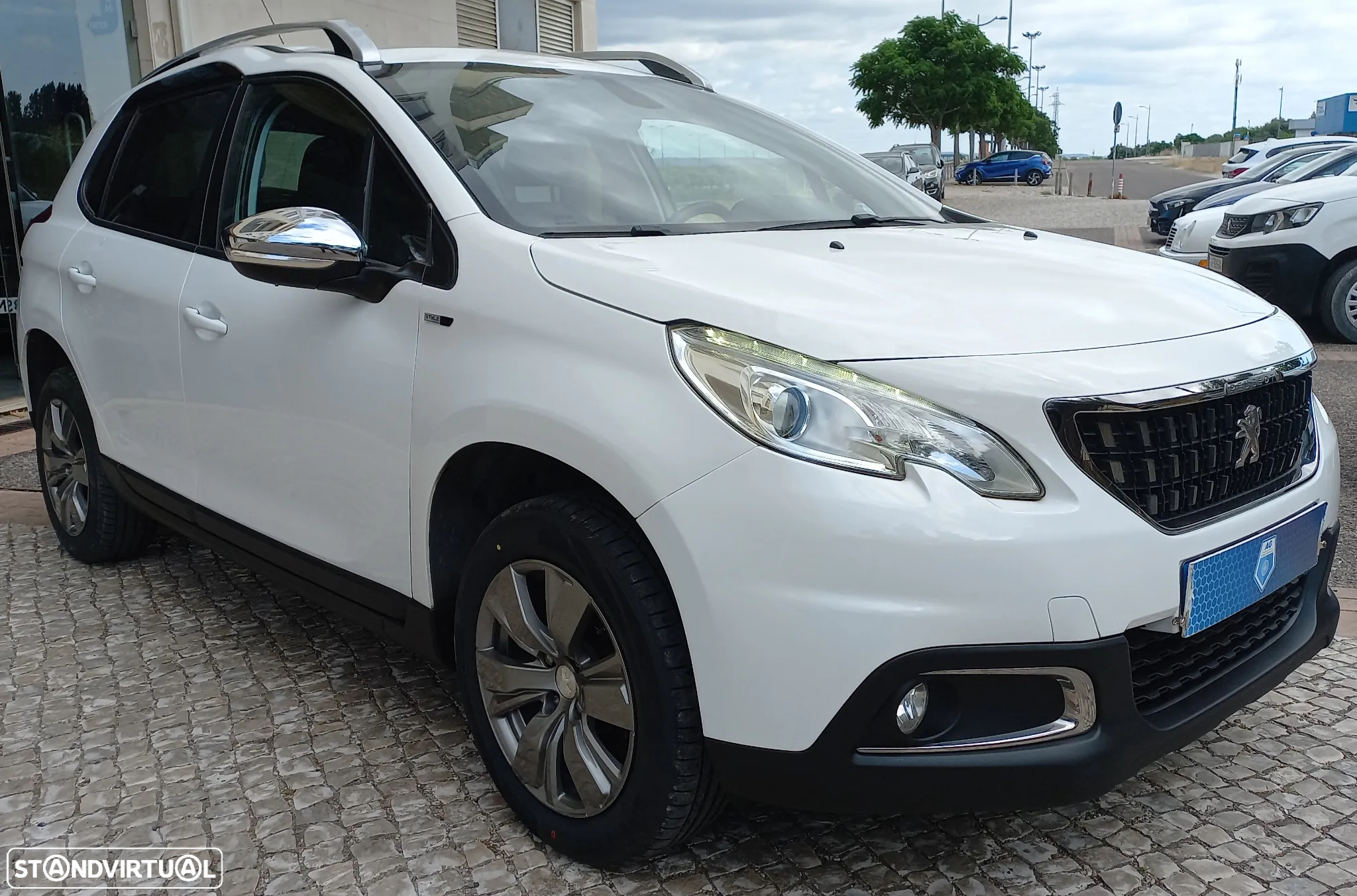 Peugeot 2008 1.2 PureTech Style - 2
