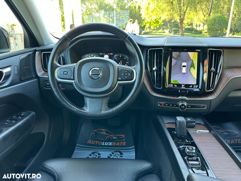 Volvo XC 60 B5 D AWD Geartronic Momentum Pro - 30