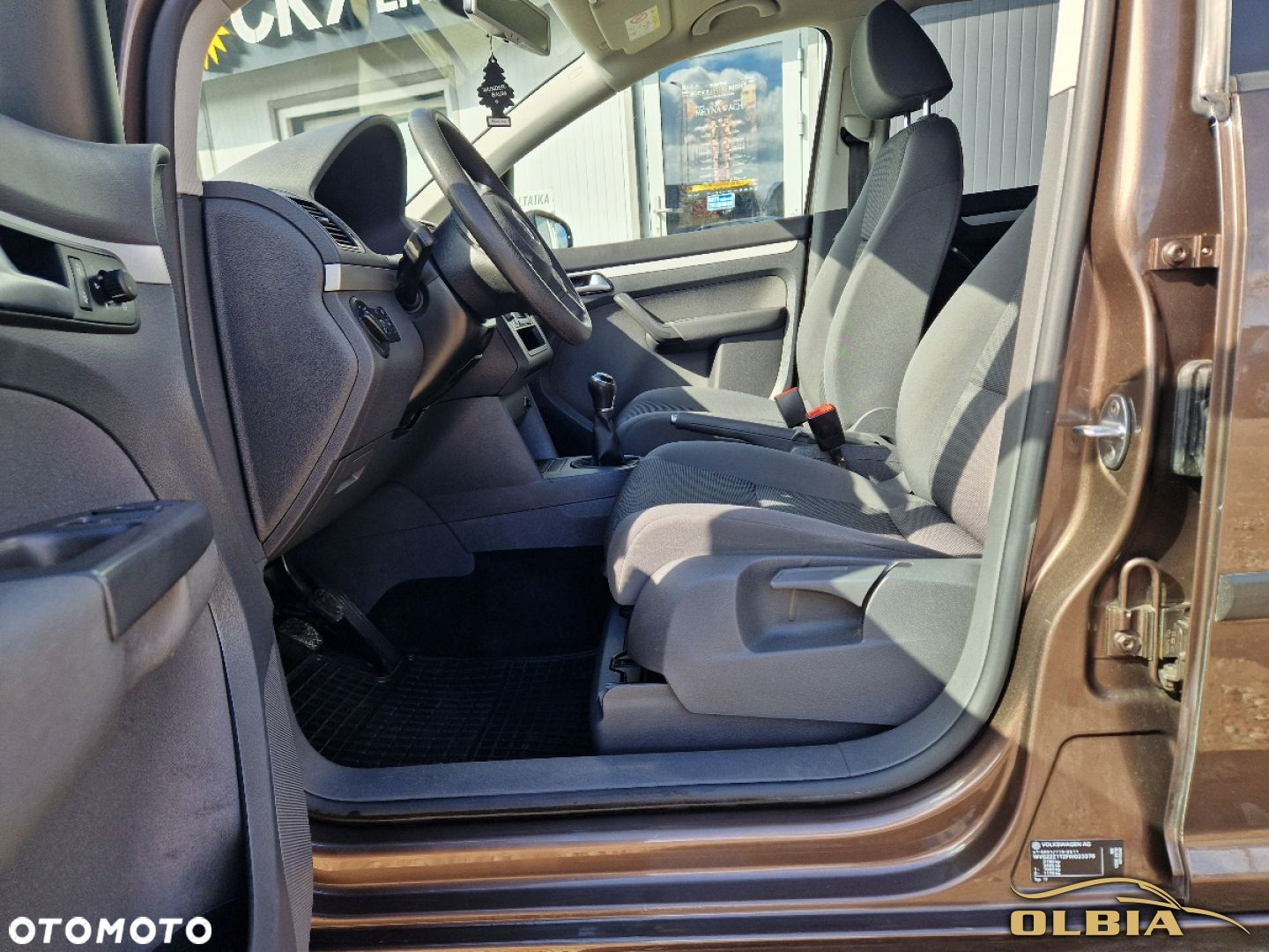 Volkswagen Touran - 19