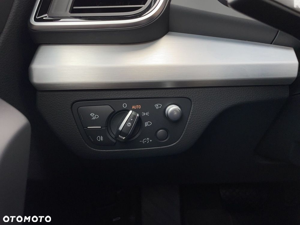 Audi Q5 50 TFSI e Quattro Advanced S tronic - 24