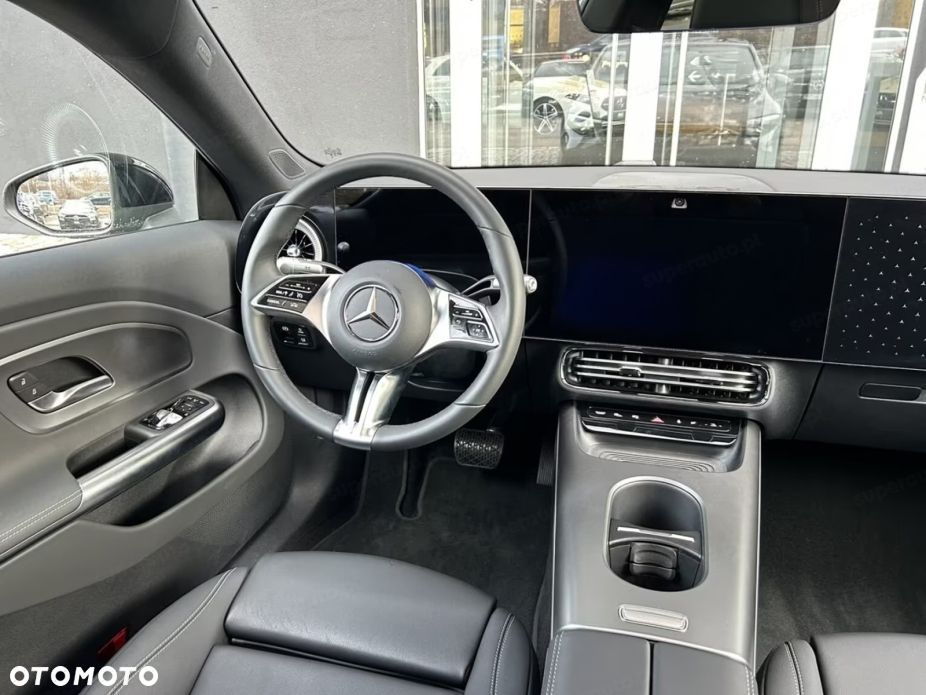 Mercedes-Benz CLA 180 mHEV 8G-DCT - 9